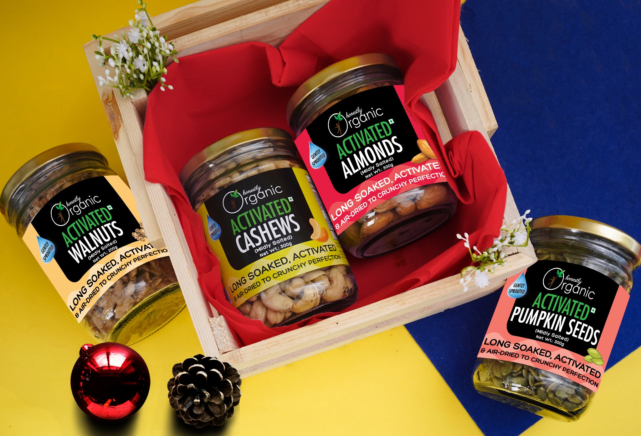 D-Alive Special Christmas Hamper (Activated Walnuts  200g + Activated Pumpkin Seeds 300g + Activated Cashews 300g + Activated Almonds 300g) - 1100g (Diabetes Friendly, Organic, No Gluten, No Sugar, Vegan, Natural)